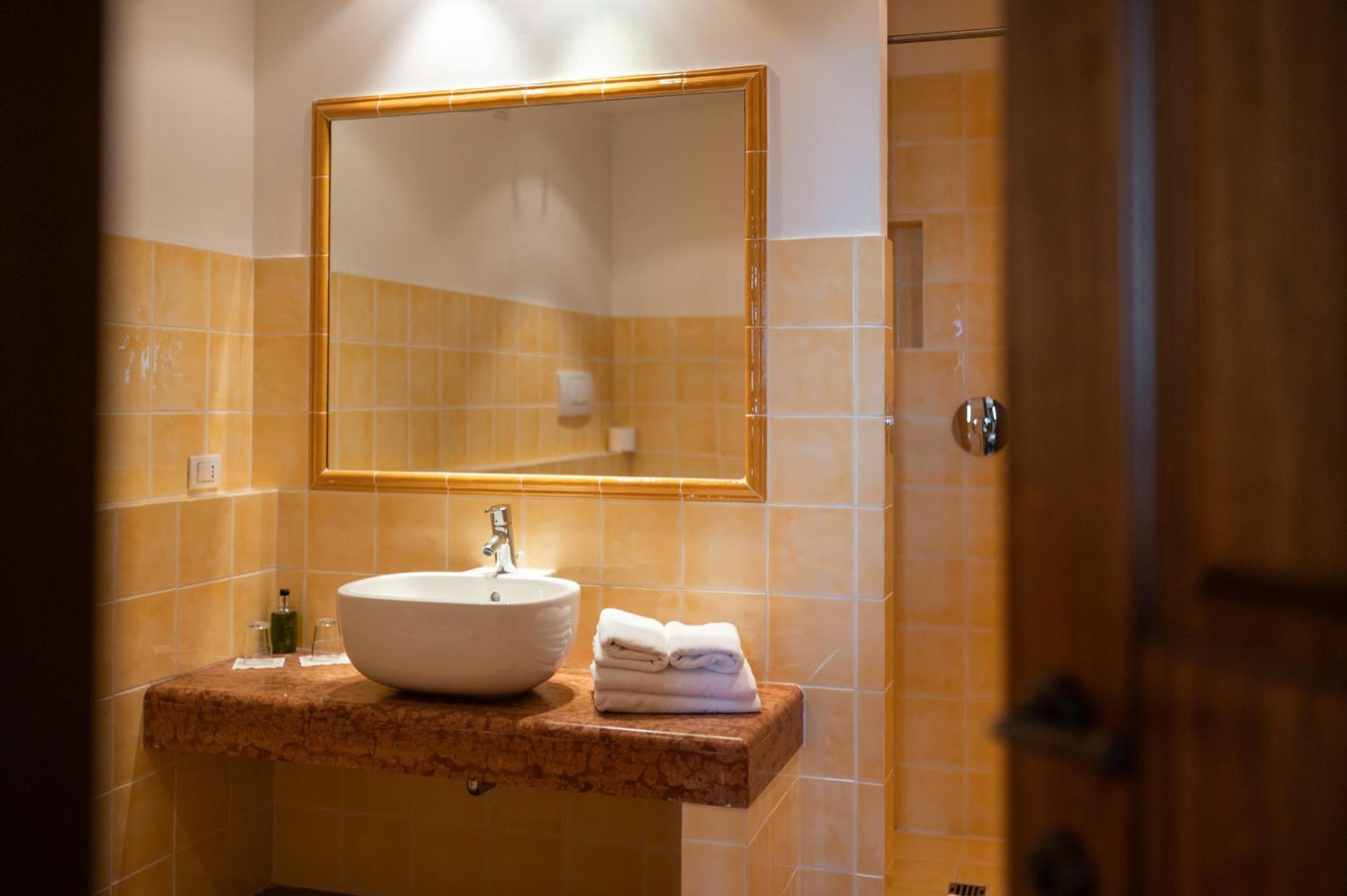 Poggio Antico Apartment Monte San Vito ห้อง รูปภาพ
