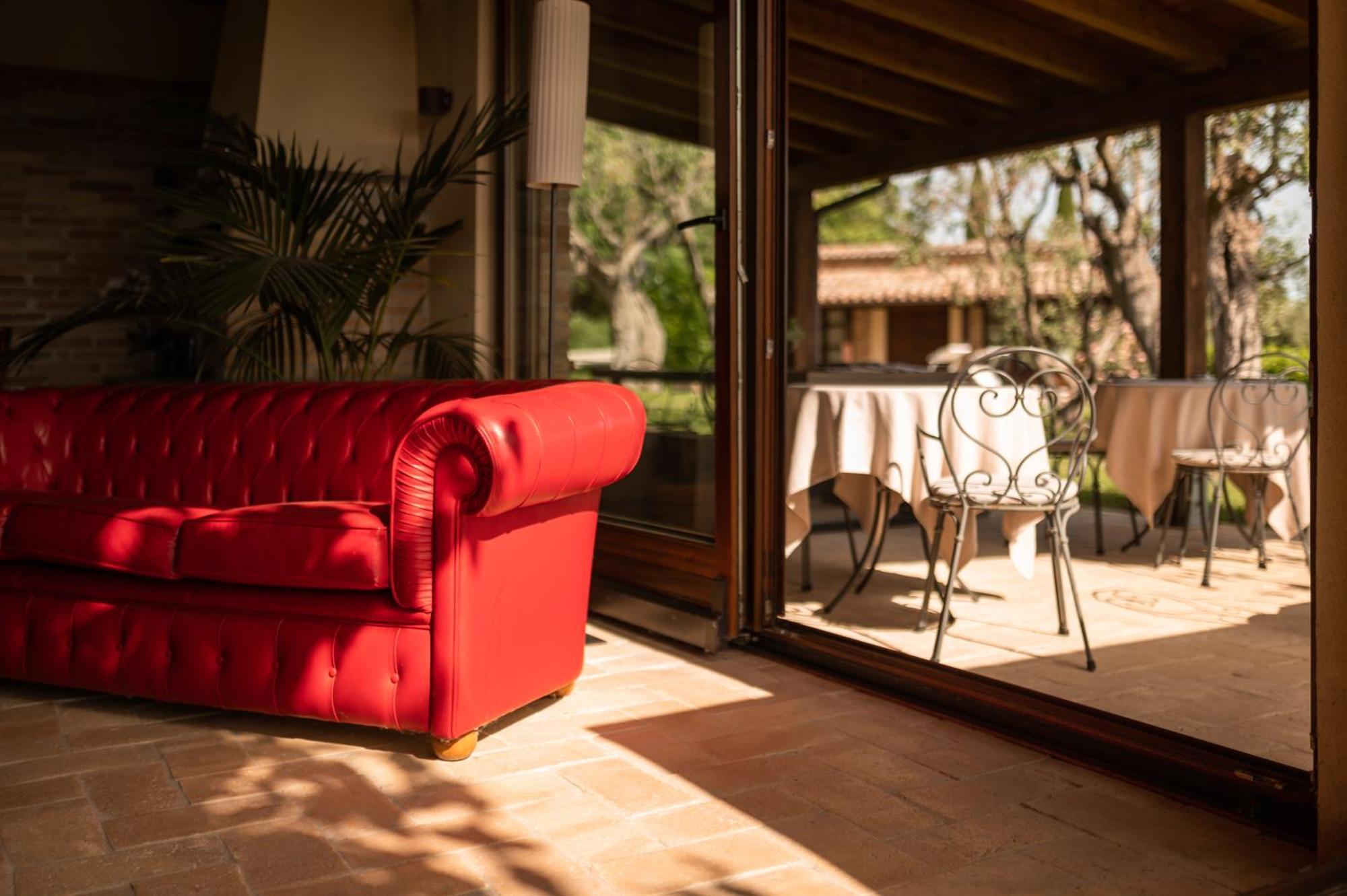 Poggio Antico Apartment Monte San Vito ภายนอก รูปภาพ