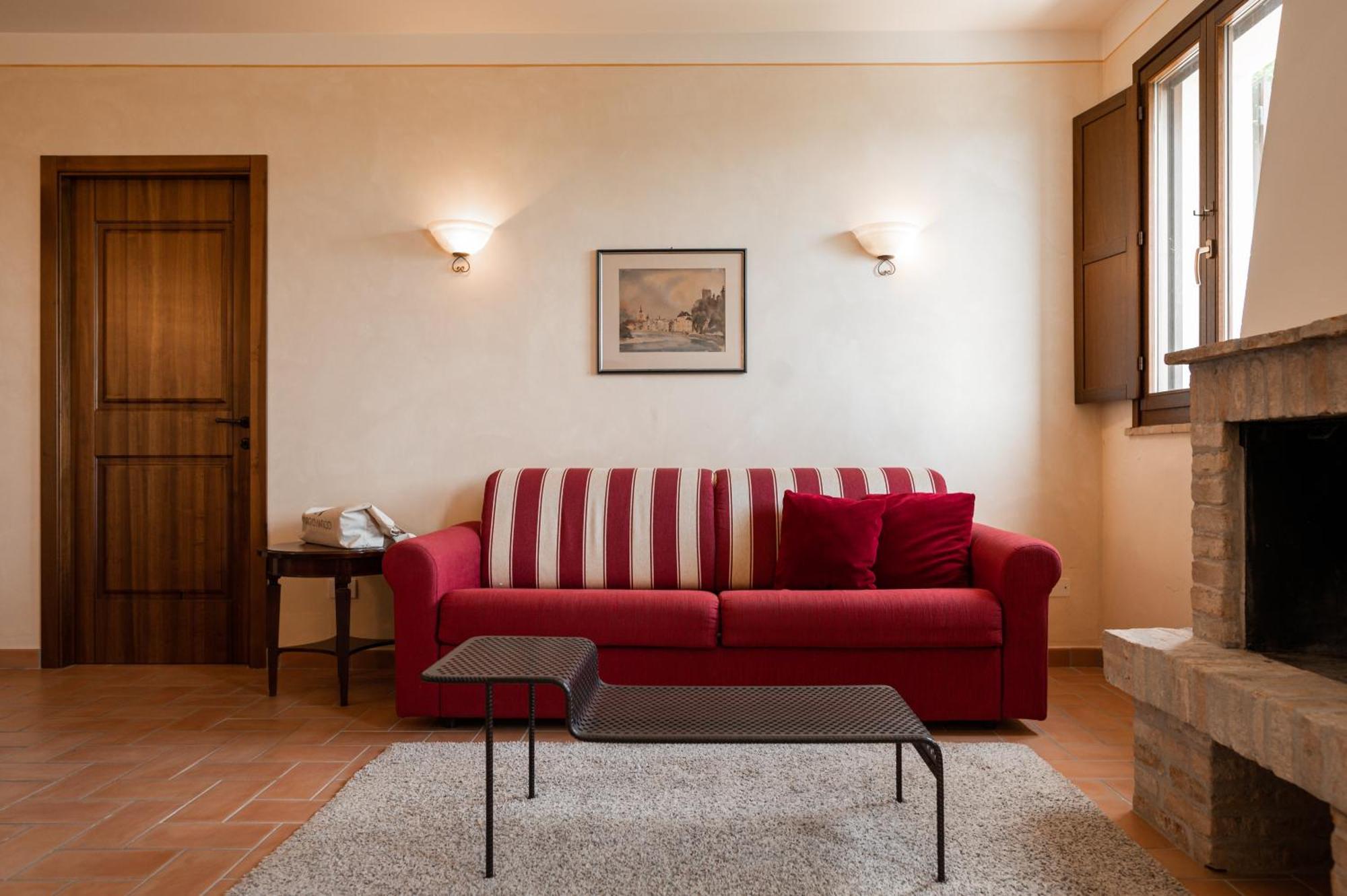 Poggio Antico Apartment Monte San Vito ภายนอก รูปภาพ