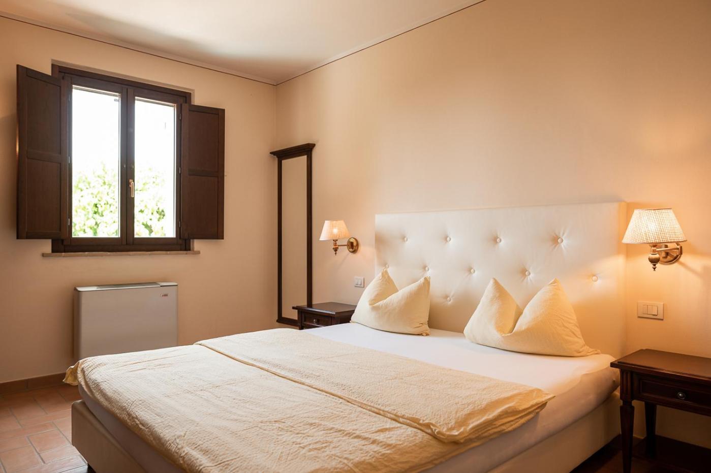 Poggio Antico Apartment Monte San Vito ห้อง รูปภาพ
