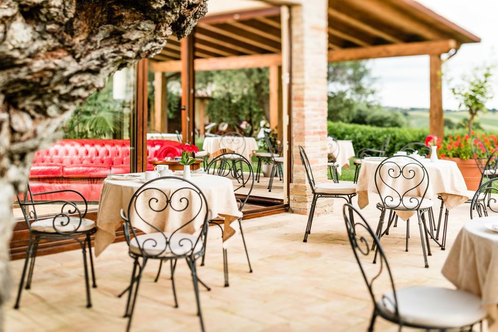 Poggio Antico Apartment Monte San Vito ภายนอก รูปภาพ